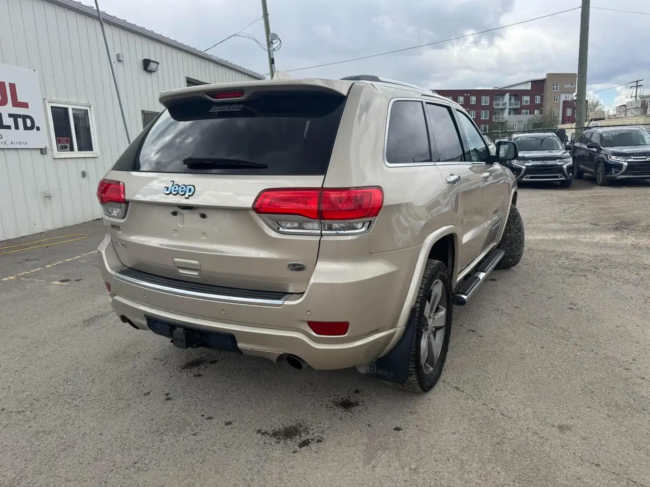 Jeep Grand Cherokee снимка Jeep Grand Cherokee