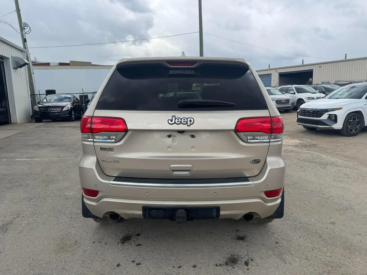 Jeep Grand Cherokee снимка Jeep Grand Cherokee