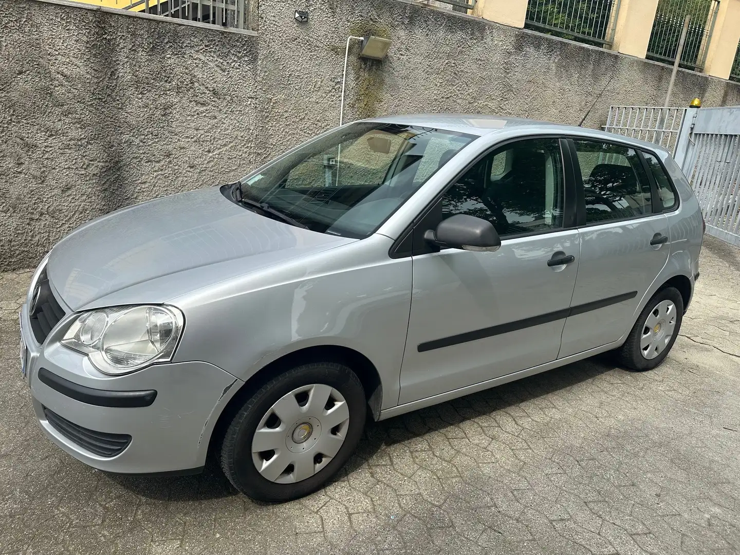 Volkswagen Polo 1.2 Comfortline 70CV*NEOPATENTATI - 1