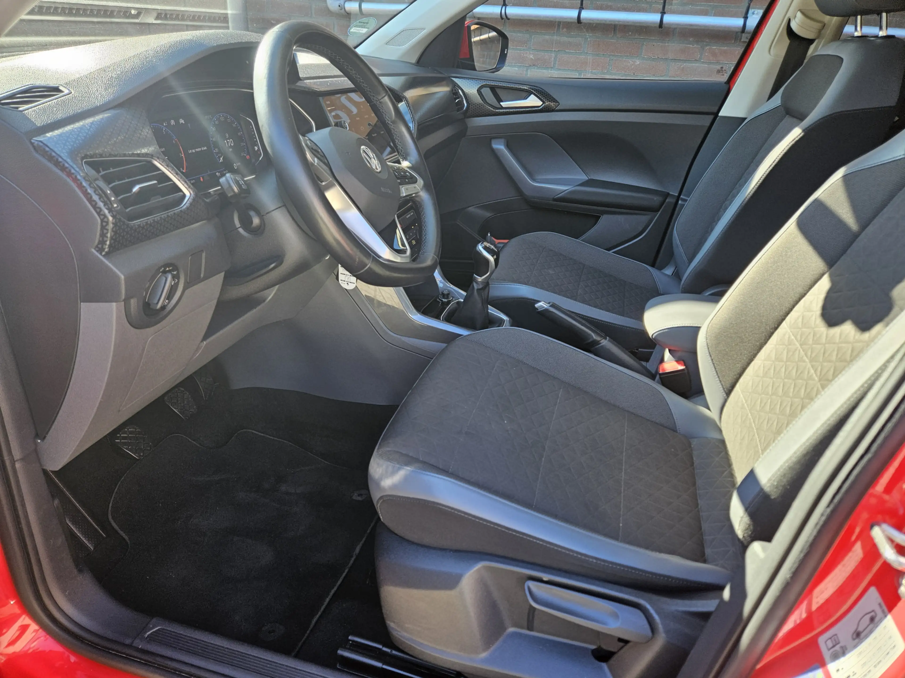 Volkswagen T-Cross 1.0 TSI Style — photo 5