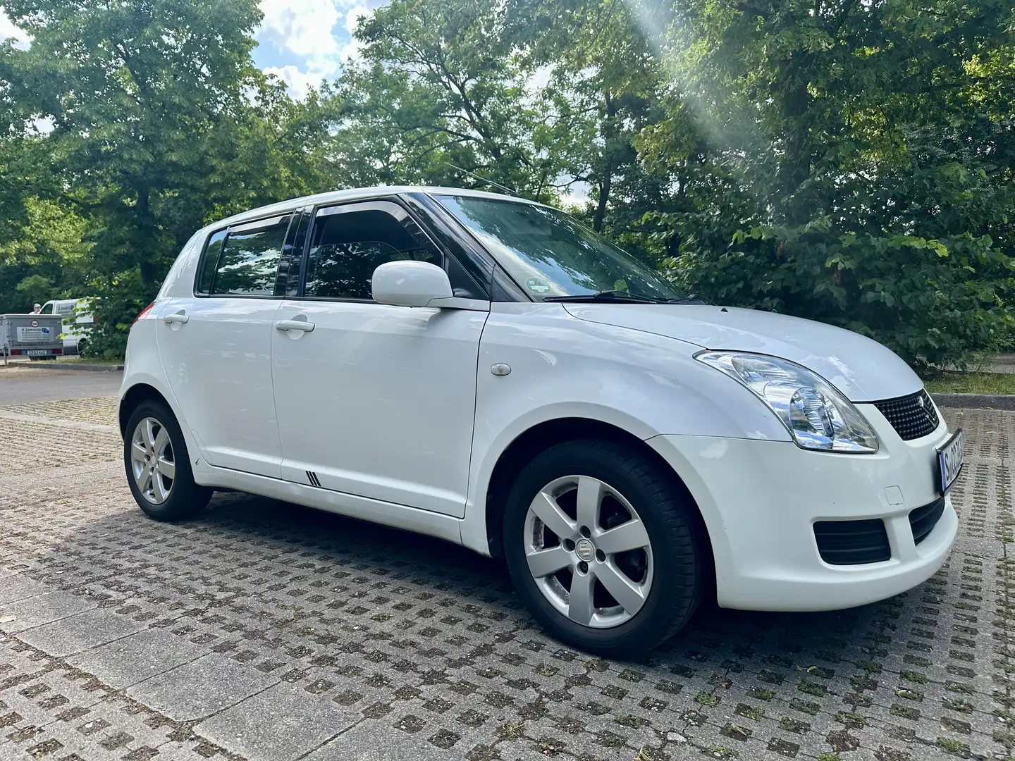 Suzuki Swift 1.3 - 1