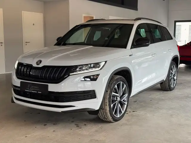 Skoda Kodiaq Sportline 4x4 Matrix/ACC/4xSHZ/Memory/AHK