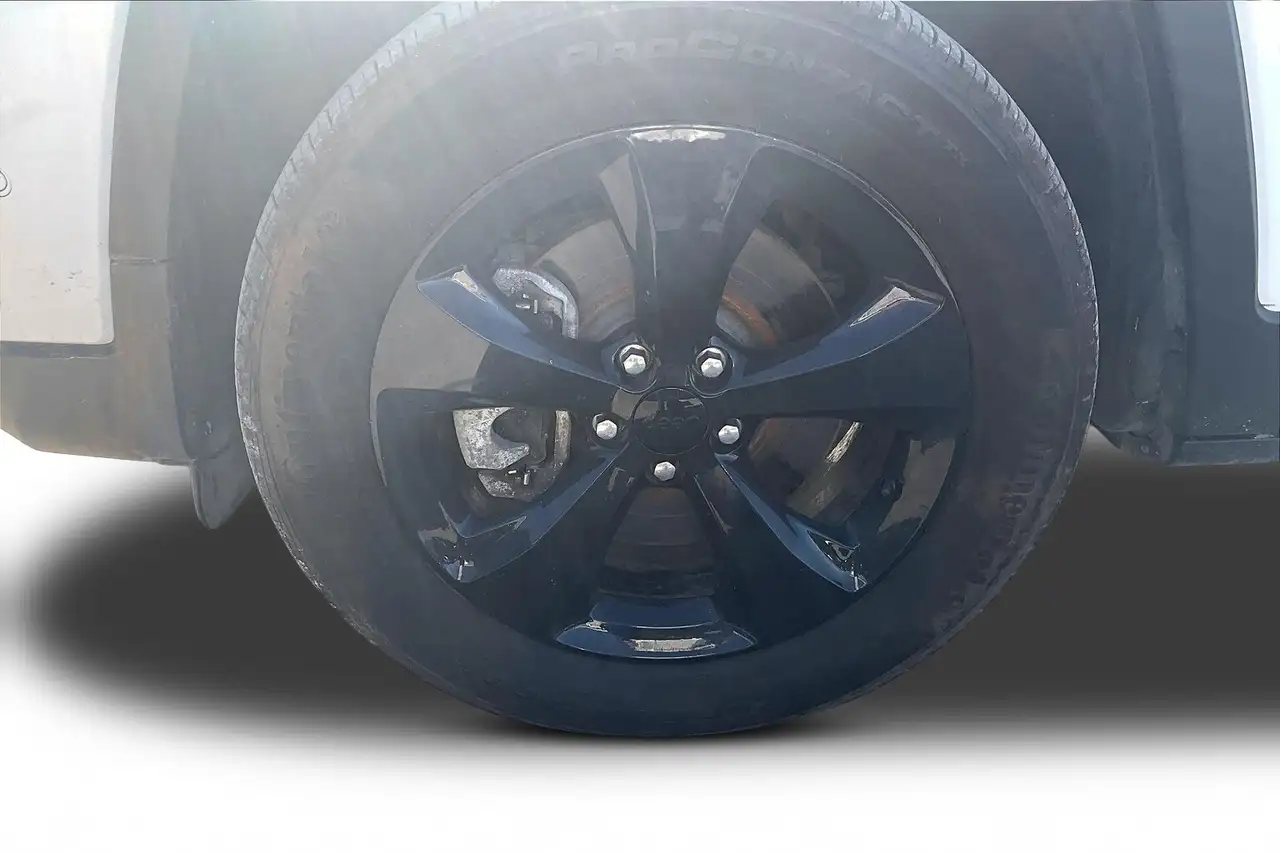 Jeep Cherokee снимка Jeep Cherokee