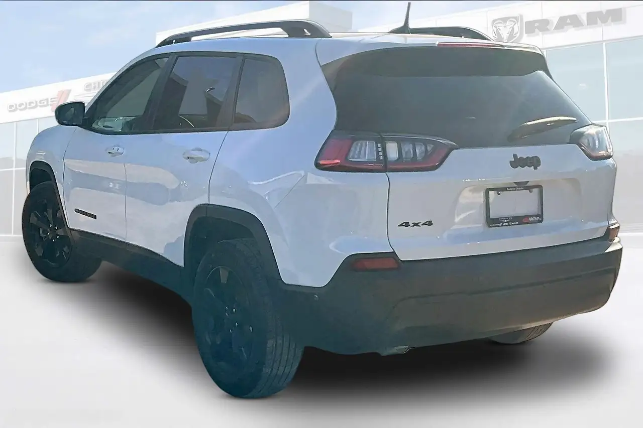 Jeep Cherokee снимка Jeep Cherokee