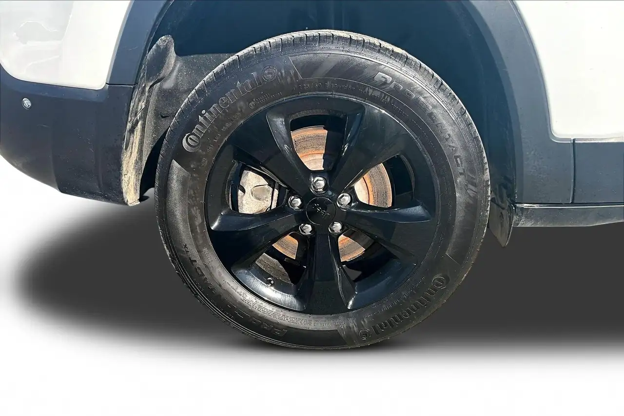 Jeep Cherokee снимка Jeep Cherokee
