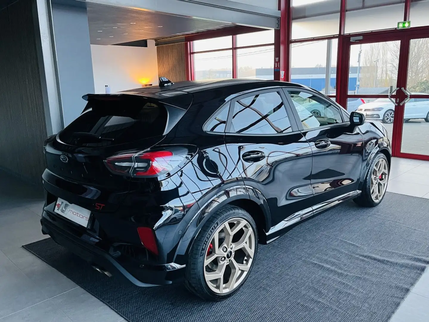 Ford Puma ST 1,5 200 GOLD EDITION 324/999 PACK PERF GPS CAMERA E FEUX FULL LED HIFI B&O APPLE CAR PLAY PA Zwart - 2