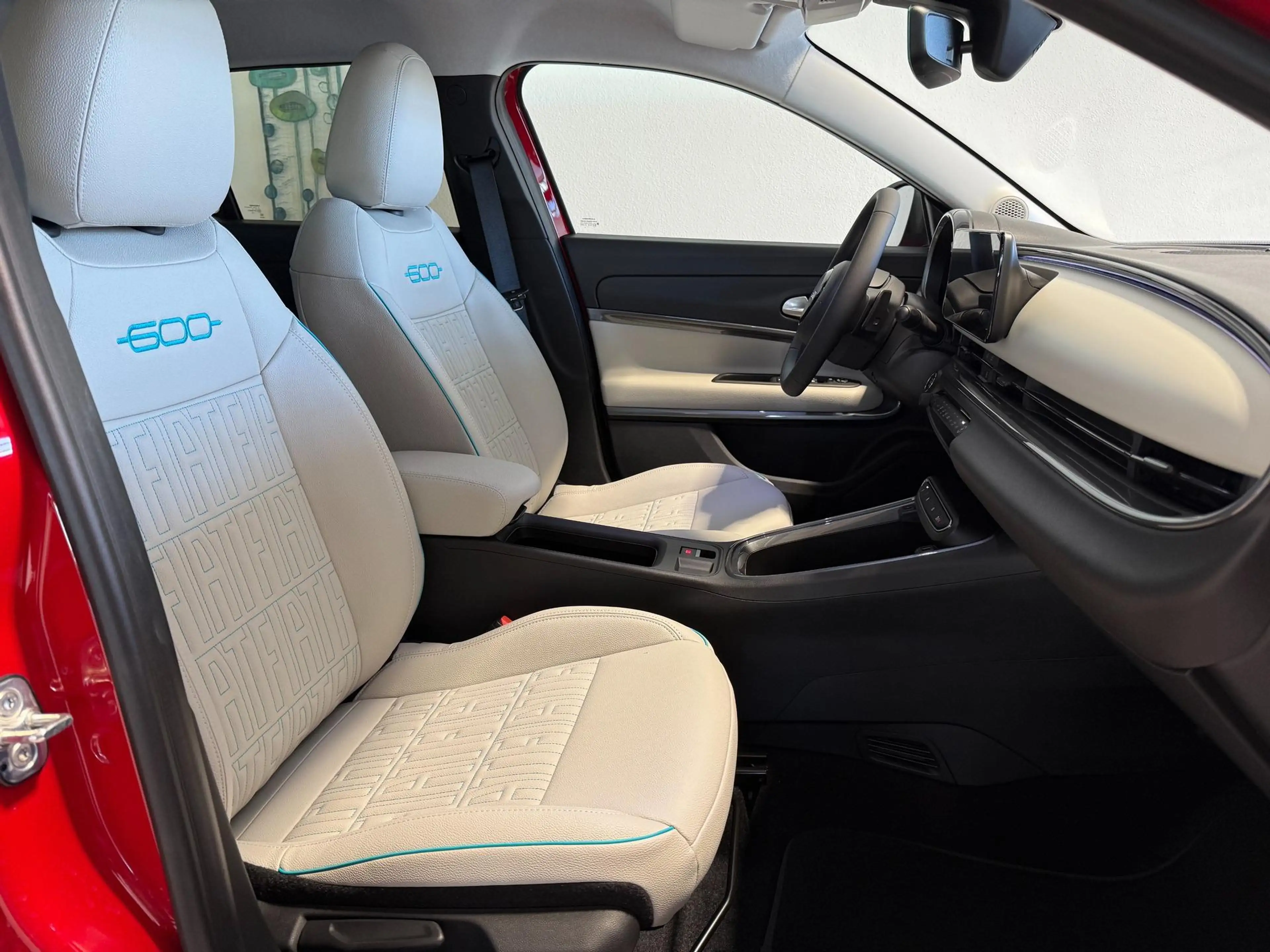 Fiat 600 La Prima Hybrid 1.2 T3 81 kW (110 PS) Klimaauto... — photo 8