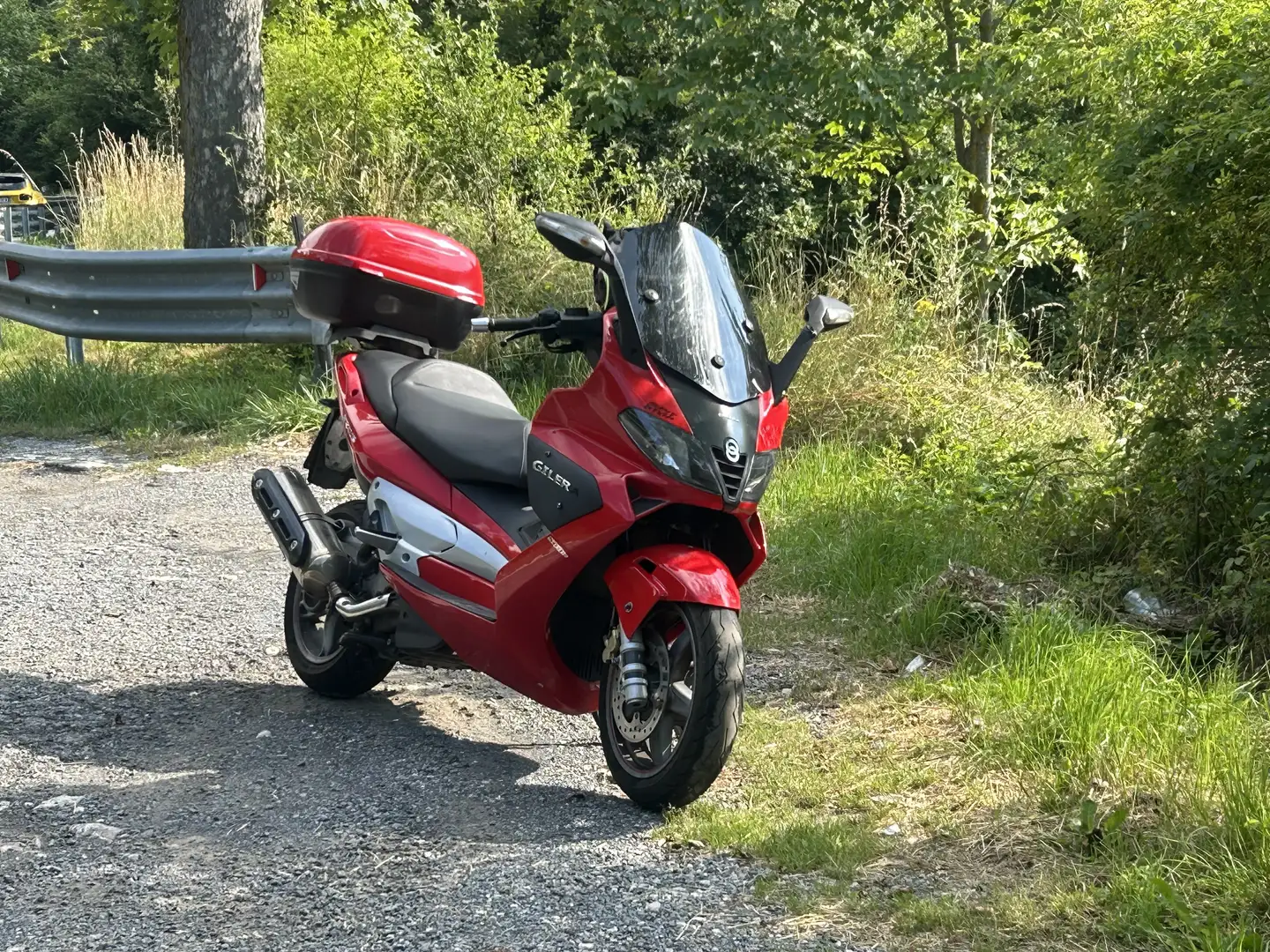 Gilera Nexus 500 Fari Xenon, Bauletto, Gomma e Batteria Nuova - 1