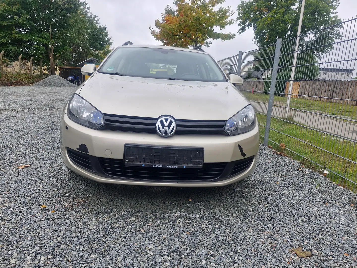 Volkswagen Golf Variant Trendline BlueMotion Grau - 2