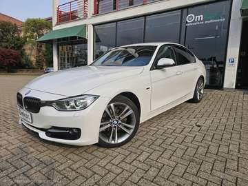 F30 2011 Berlina 318d Sport