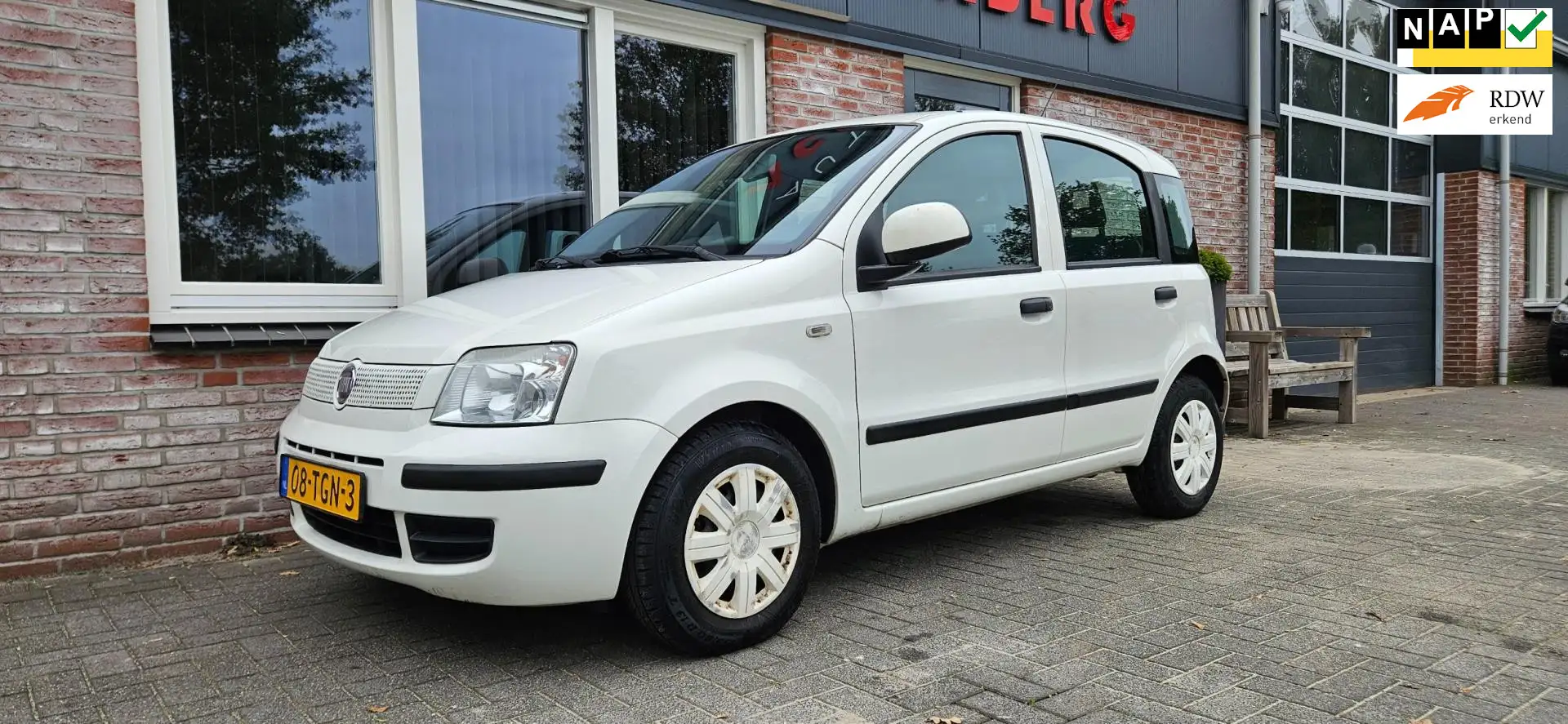 Fiat Panda 1.2 Active NAP! Stuurbekrachtiging! Nieuwe Apk! Ne Wit - 1