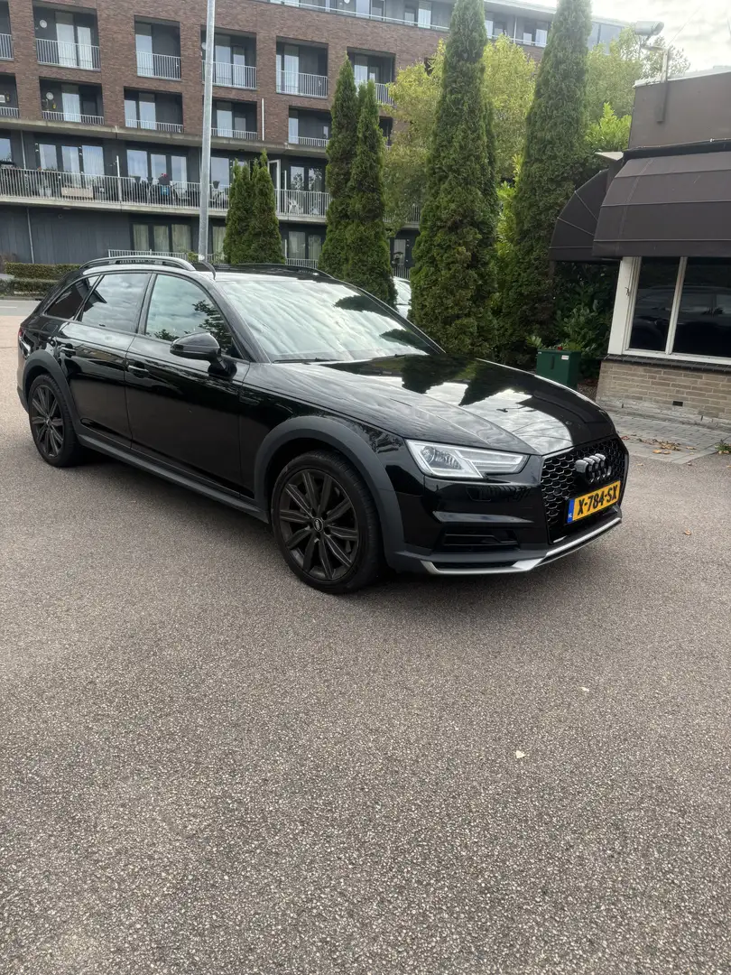 Audi A4 allroad 45 TFSI MHEV PL+ Zwart - 1
