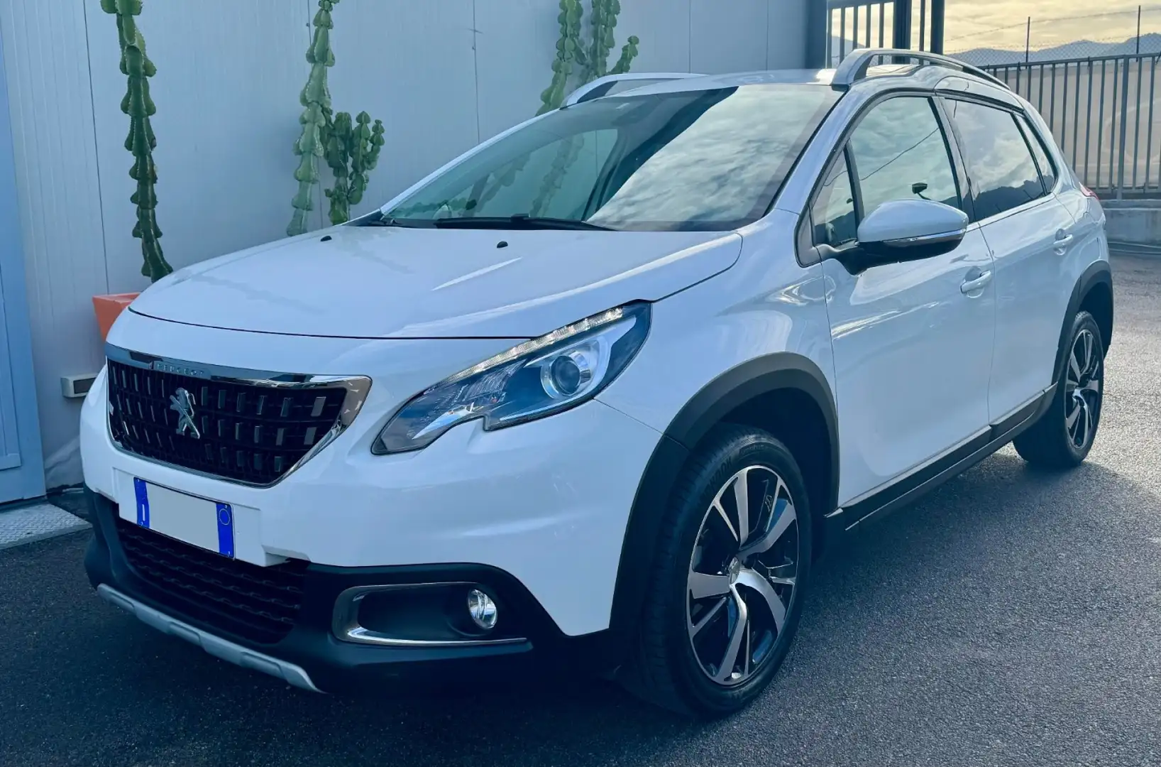 Peugeot 2008 1° serie BlueHDi 100 Allure Blanc - 1