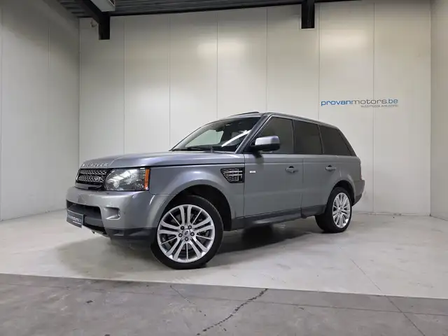 Land Rover Range Rover Sport view 4