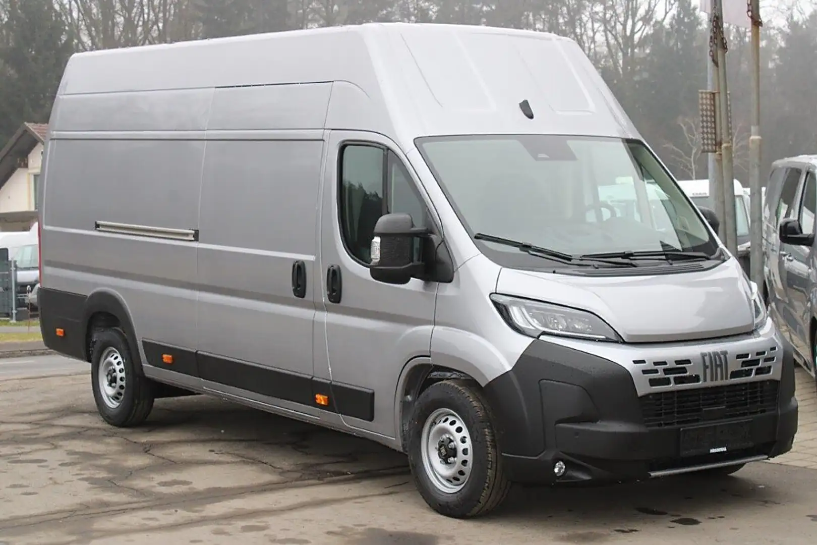 Fiat Ducato Maxi L4H3 180 AT Mega Voll !!!!! Automat... Silber - 1