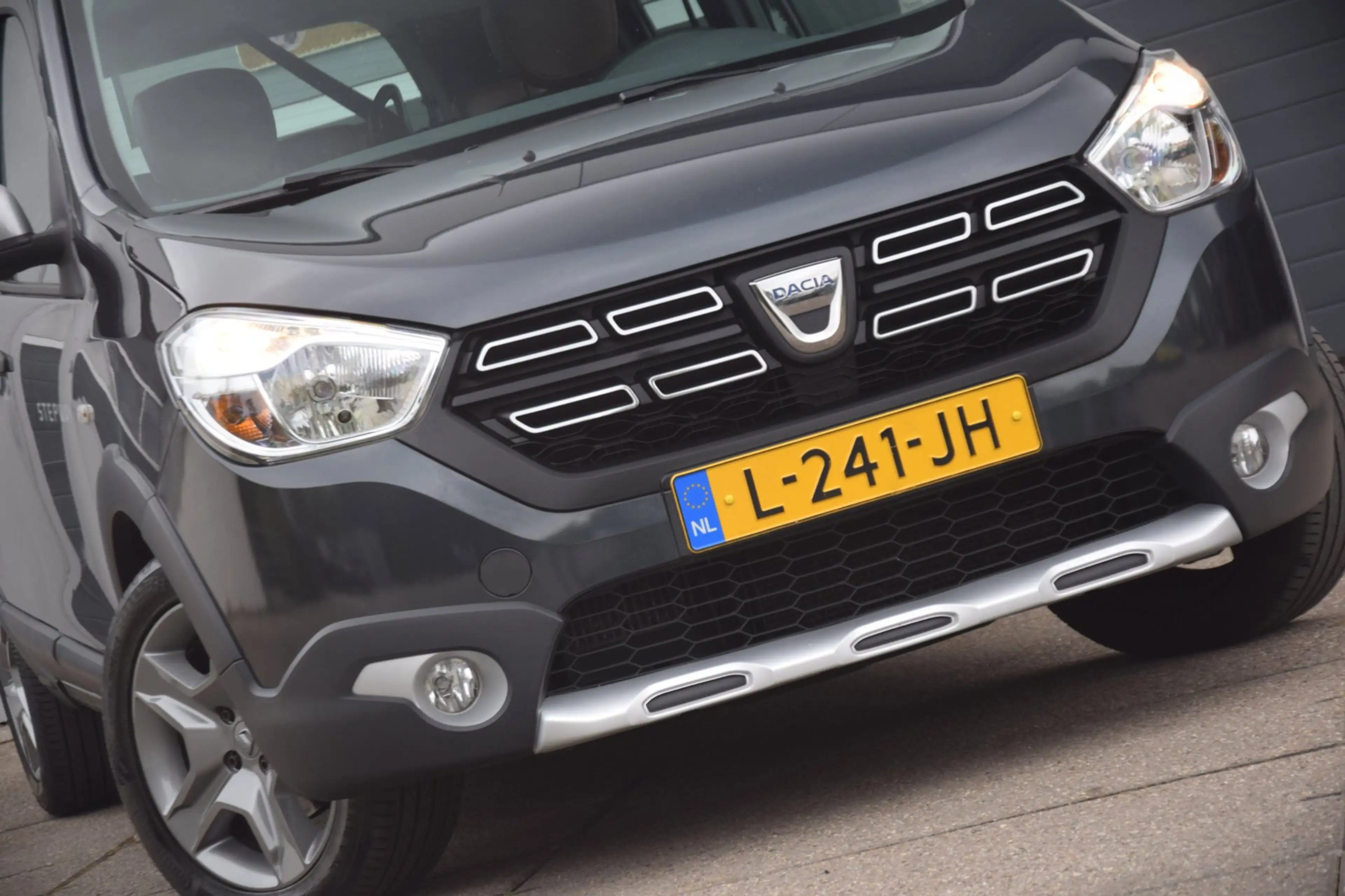 Dacia Lodgy 1.3 TCe Stepway 7p LEDEREN BEKLEDING/TREKHAAK/CAME — photo 3