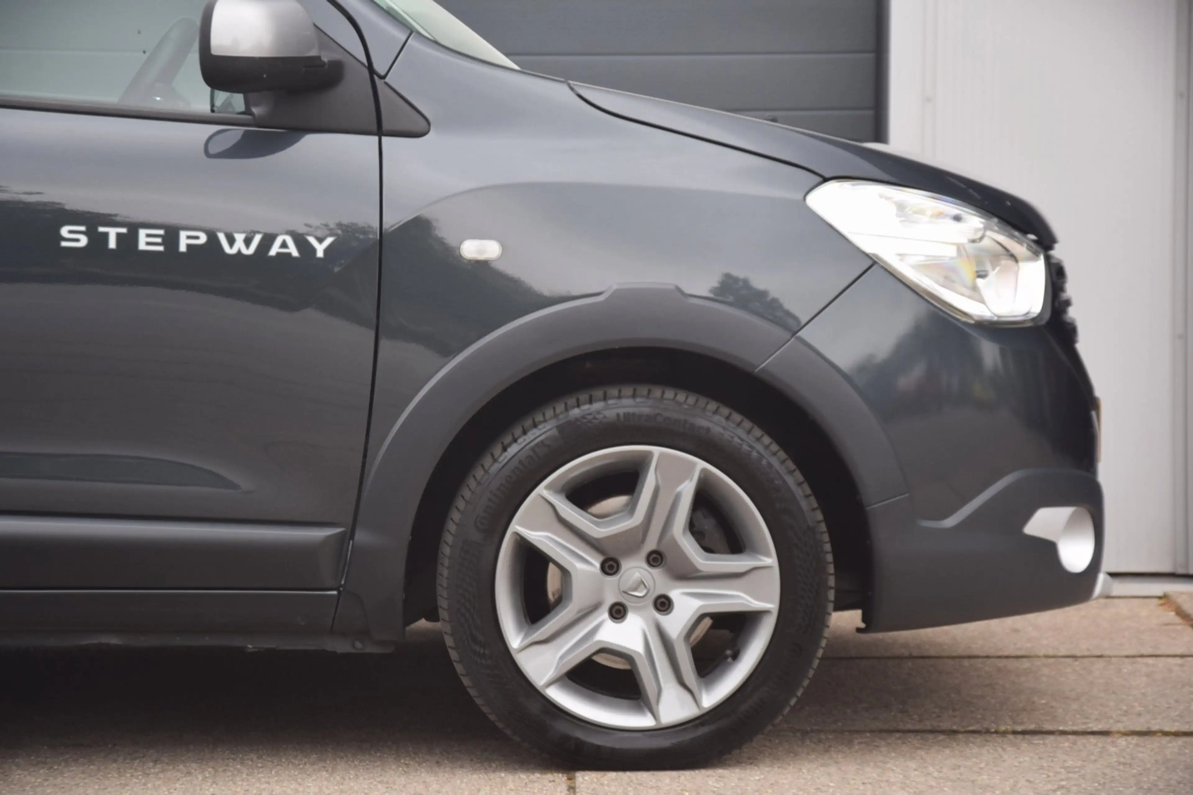 Dacia Lodgy 1.3 TCe Stepway 7p LEDEREN BEKLEDING/TREKHAAK/CAME — photo 25