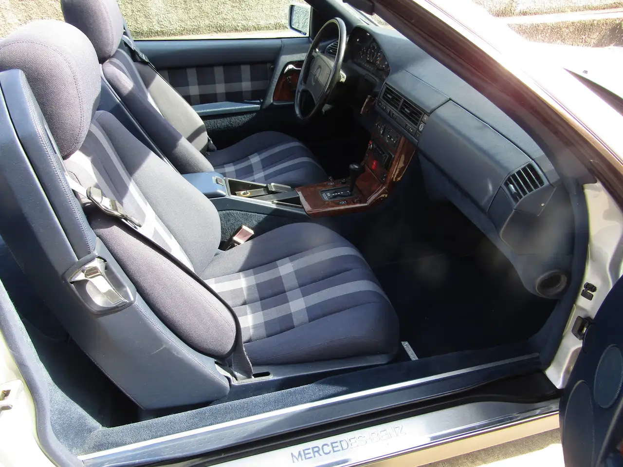 Mercedes-Benz SL 300, foto 3