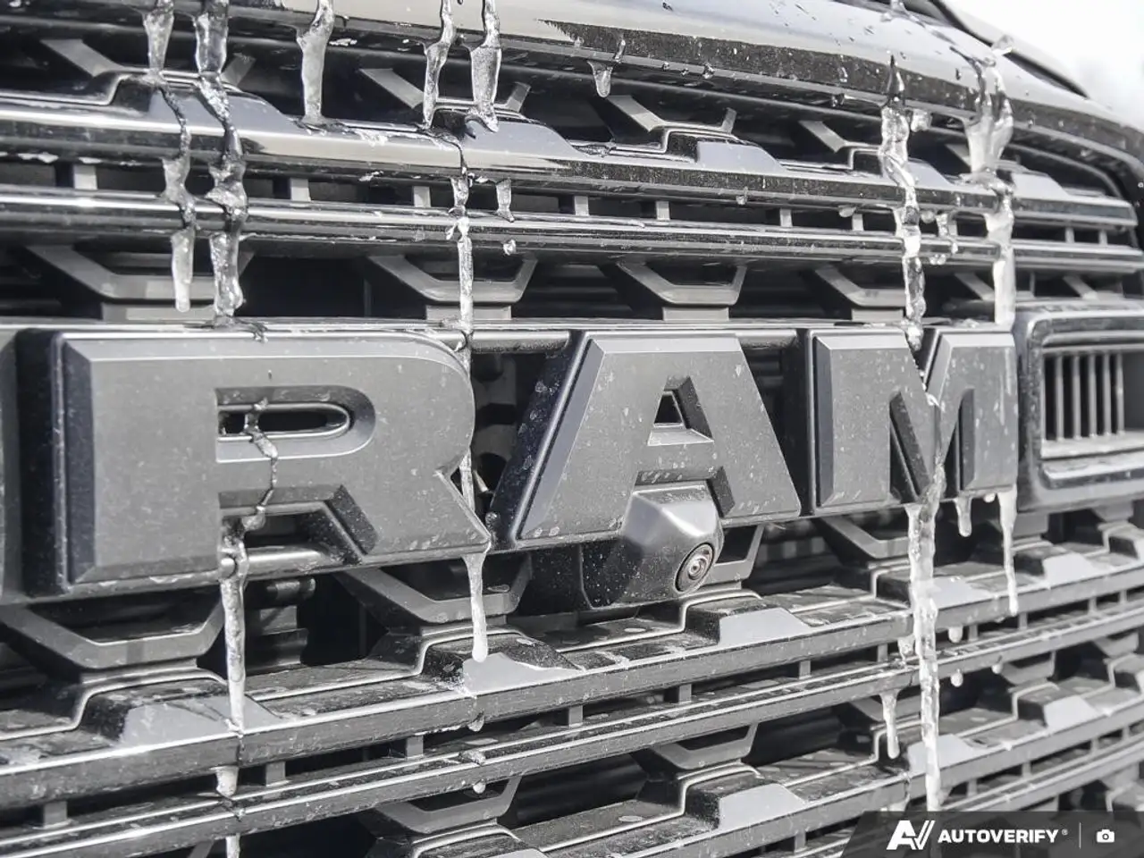 RAM 2500 снимка RAM 2500