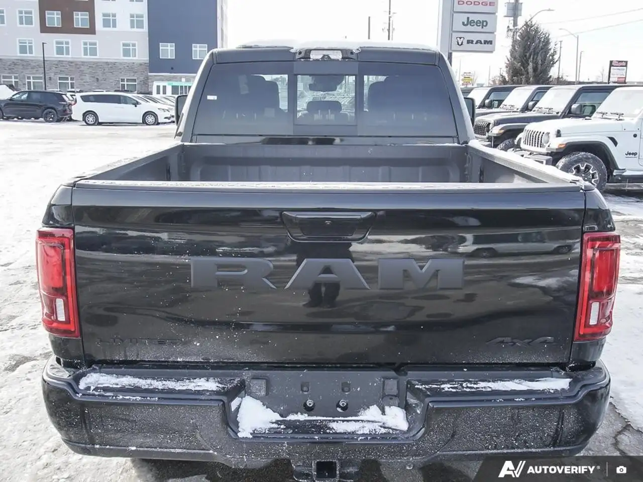 RAM 2500 снимка RAM 2500