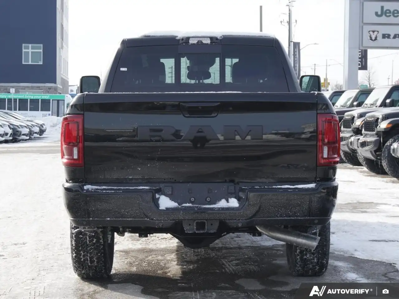 RAM 2500 снимка RAM 2500