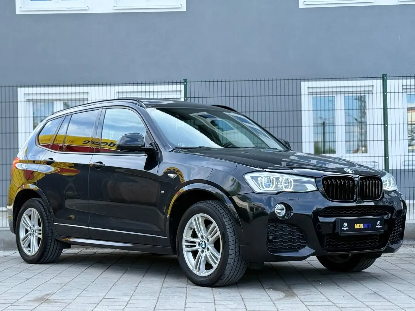 BMW X3 xDrive 20 d M-PAKET /PANO/STAND-H/SPU-ASS/KAM Fekete - 2