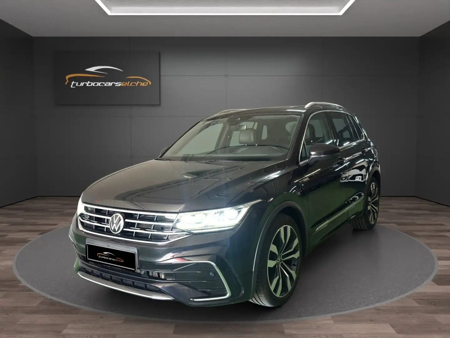 Volkswagen Tiguan Allspace 2.0TDI Sport 4M DSG 147kW Noir - 2