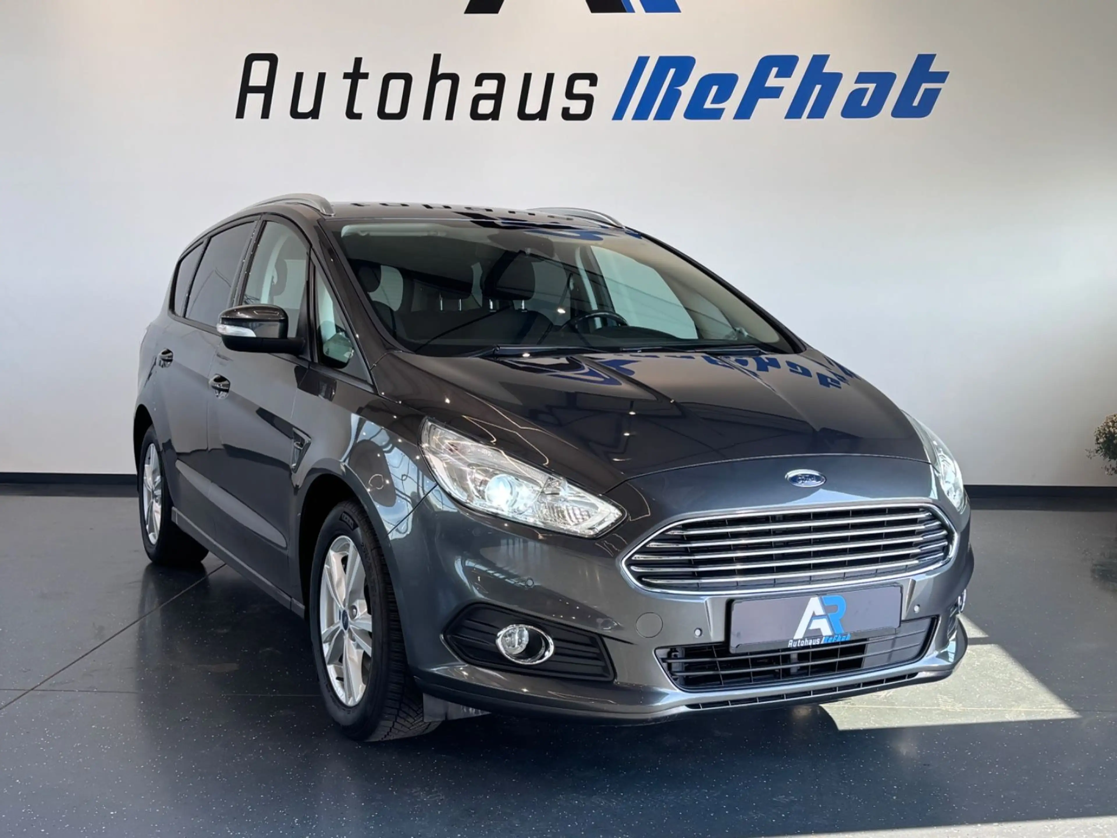 Ford S-Max S-MAX Business*PDC*AHK*SHZ*KAMERA* — photo 9