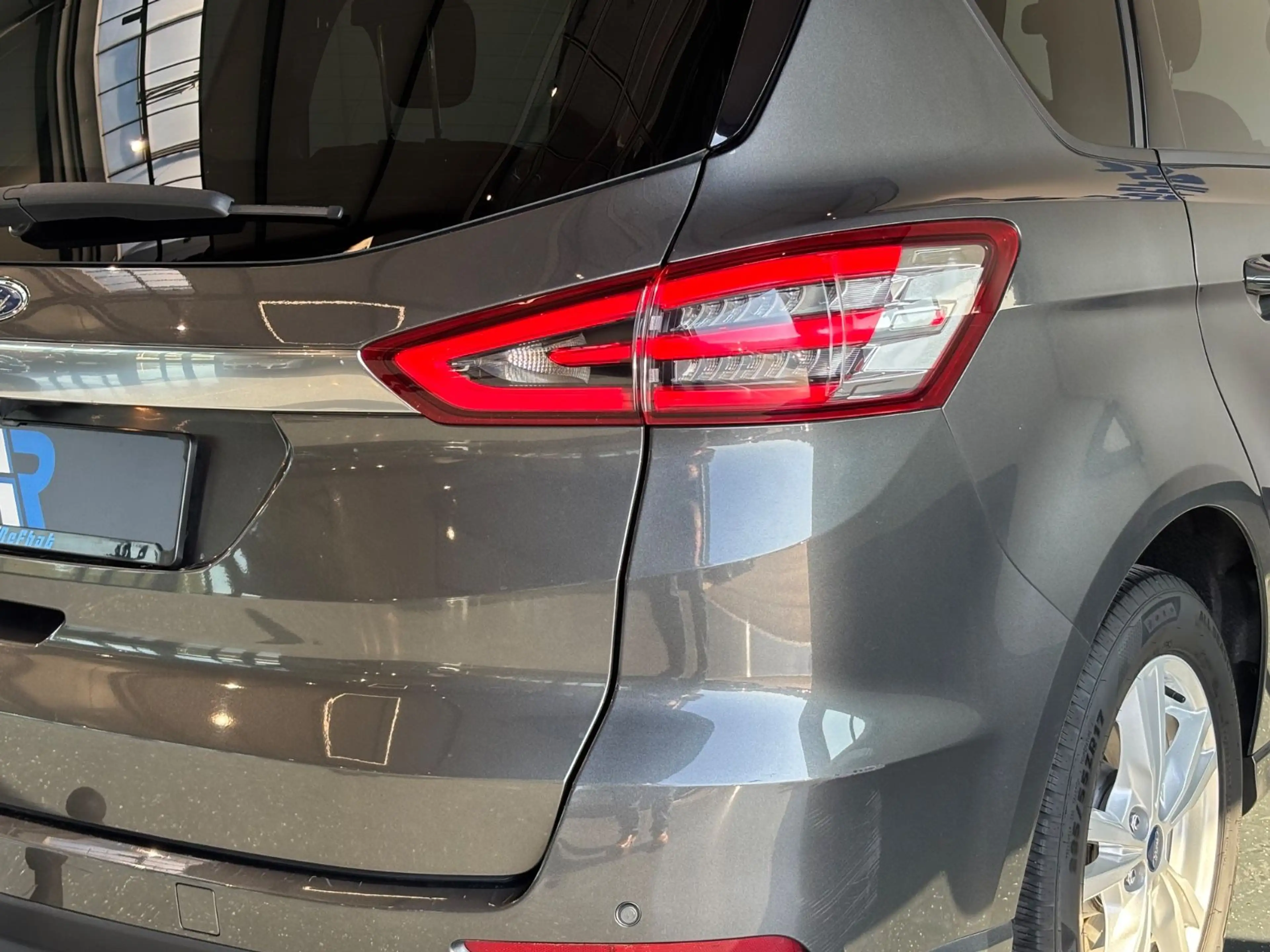 Ford S-Max S-MAX Business*PDC*AHK*SHZ*KAMERA* — photo 15