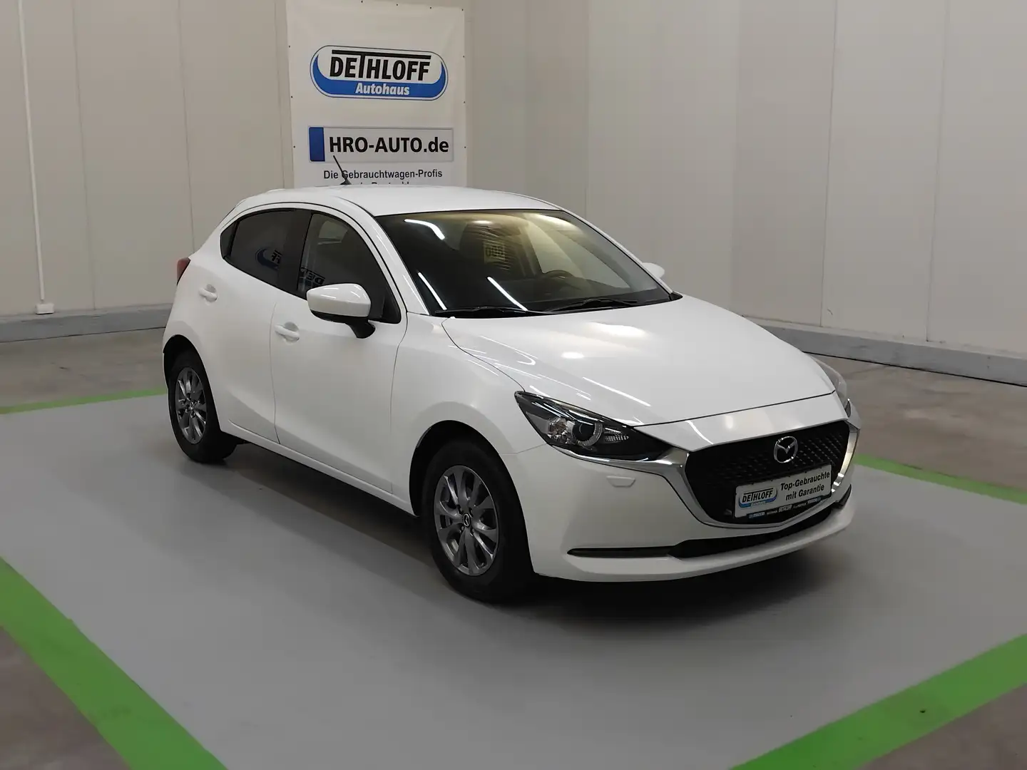 Mazda 2 SKYACTIV-G 90  6AG EXCLUSIVE Blanco - 1