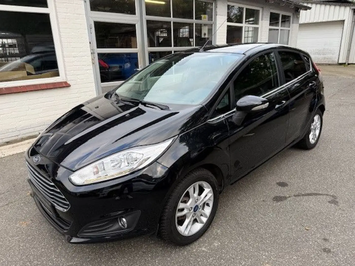 Ford Fiesta 1,25 "Titanium" -ALU-TEL-Li+Si-GJR Noir - 2