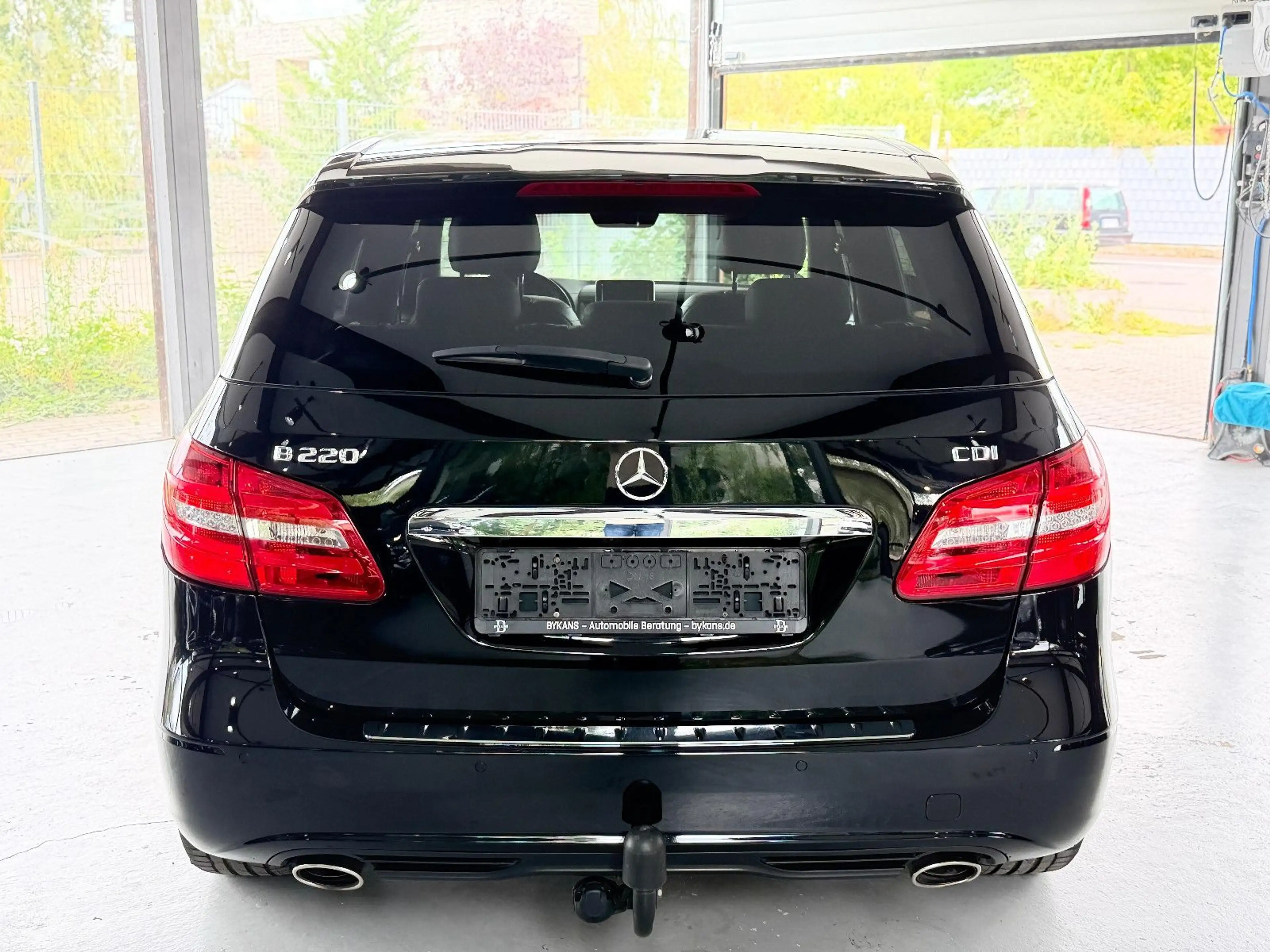 Mercedes-Benz B 220 B220 CDI/d PANO/AHK/TOT/LEDER/KAMERA/NIGHT/ — photo 5