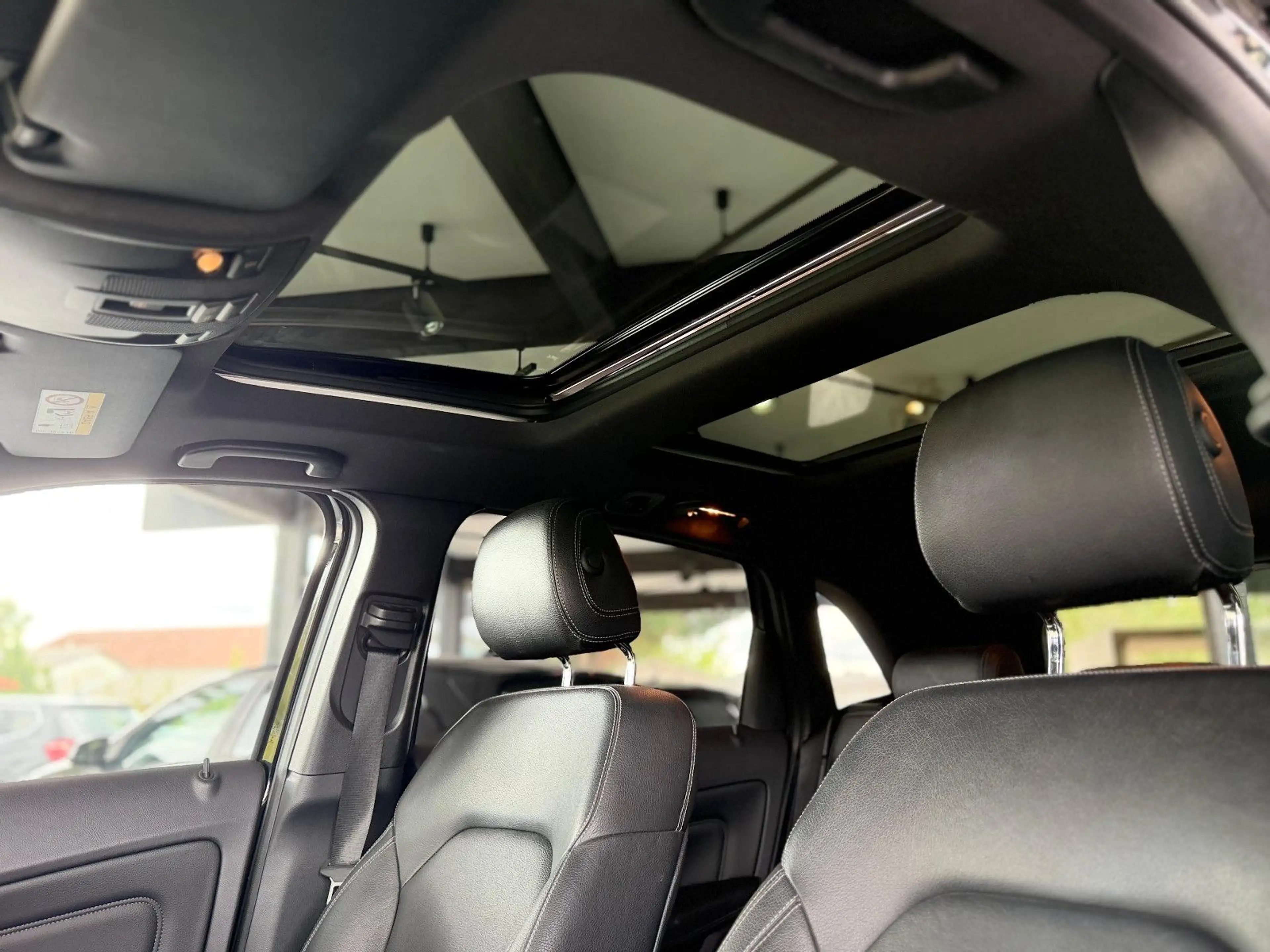 Mercedes-Benz B 220 B220 CDI/d PANO/AHK/TOT/LEDER/KAMERA/NIGHT/ — photo 12