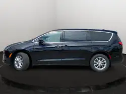 Chrysler Pacifica 2027