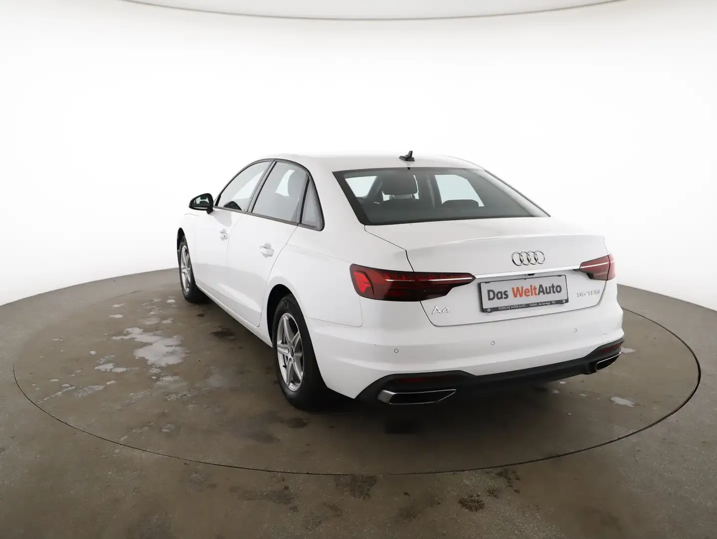 Audi A4 Limousine 35 TFSI Weiß - 2