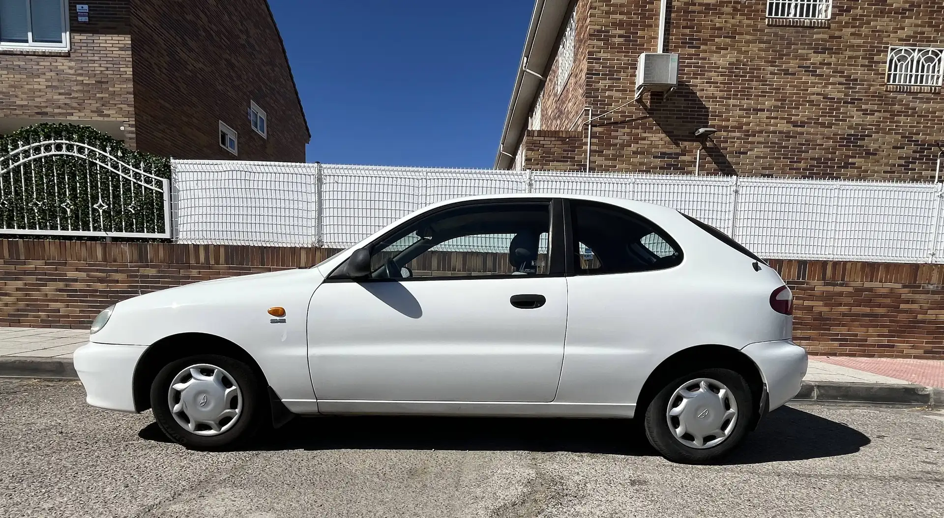 Daewoo Lanos Lanos 1.4 SE SE Weiß - 2