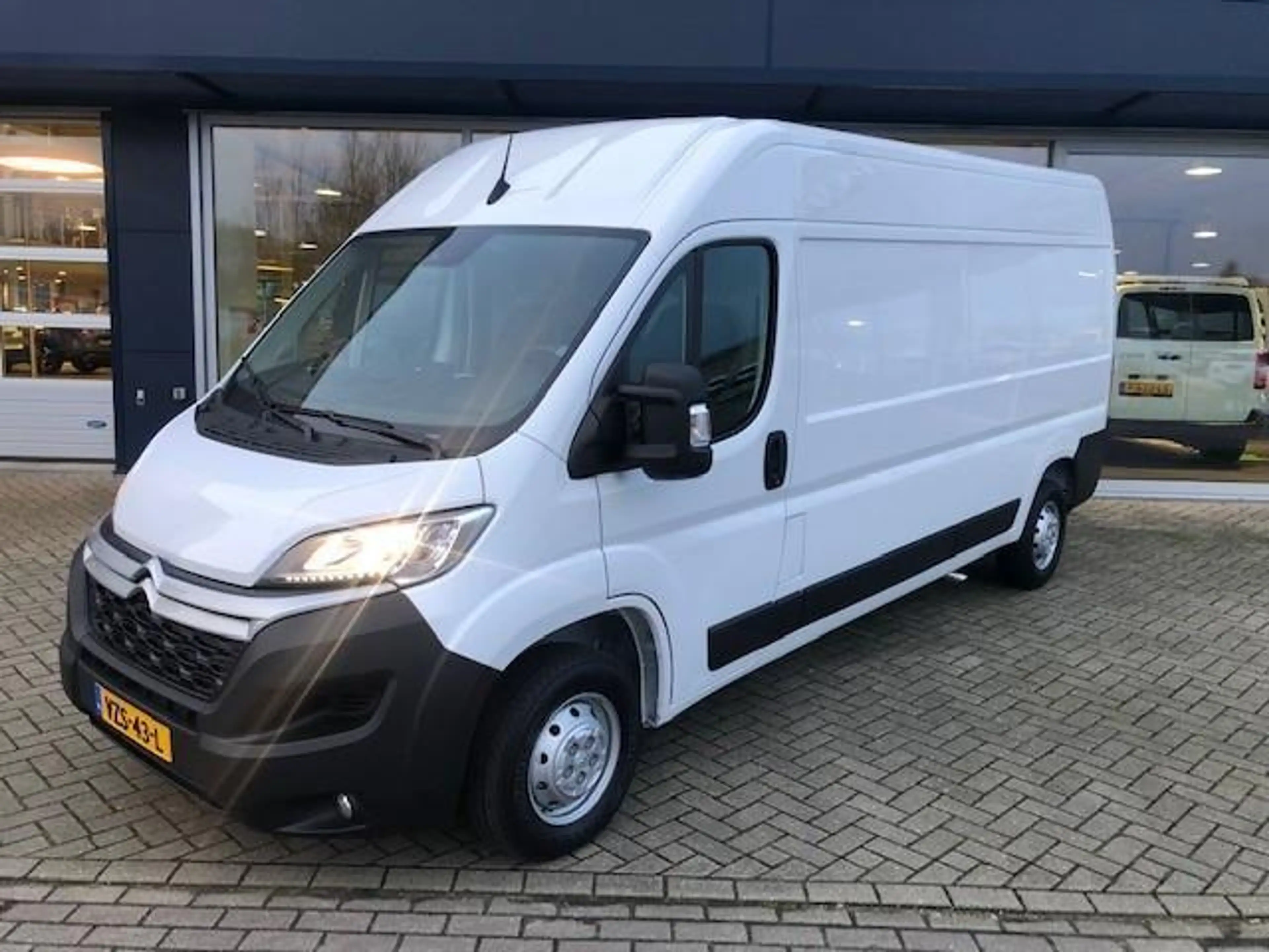 Citroen Jumper 2.2 BlueHDi L3H2 3.5t | 165 PK | Handgeschakeld | — photo 4