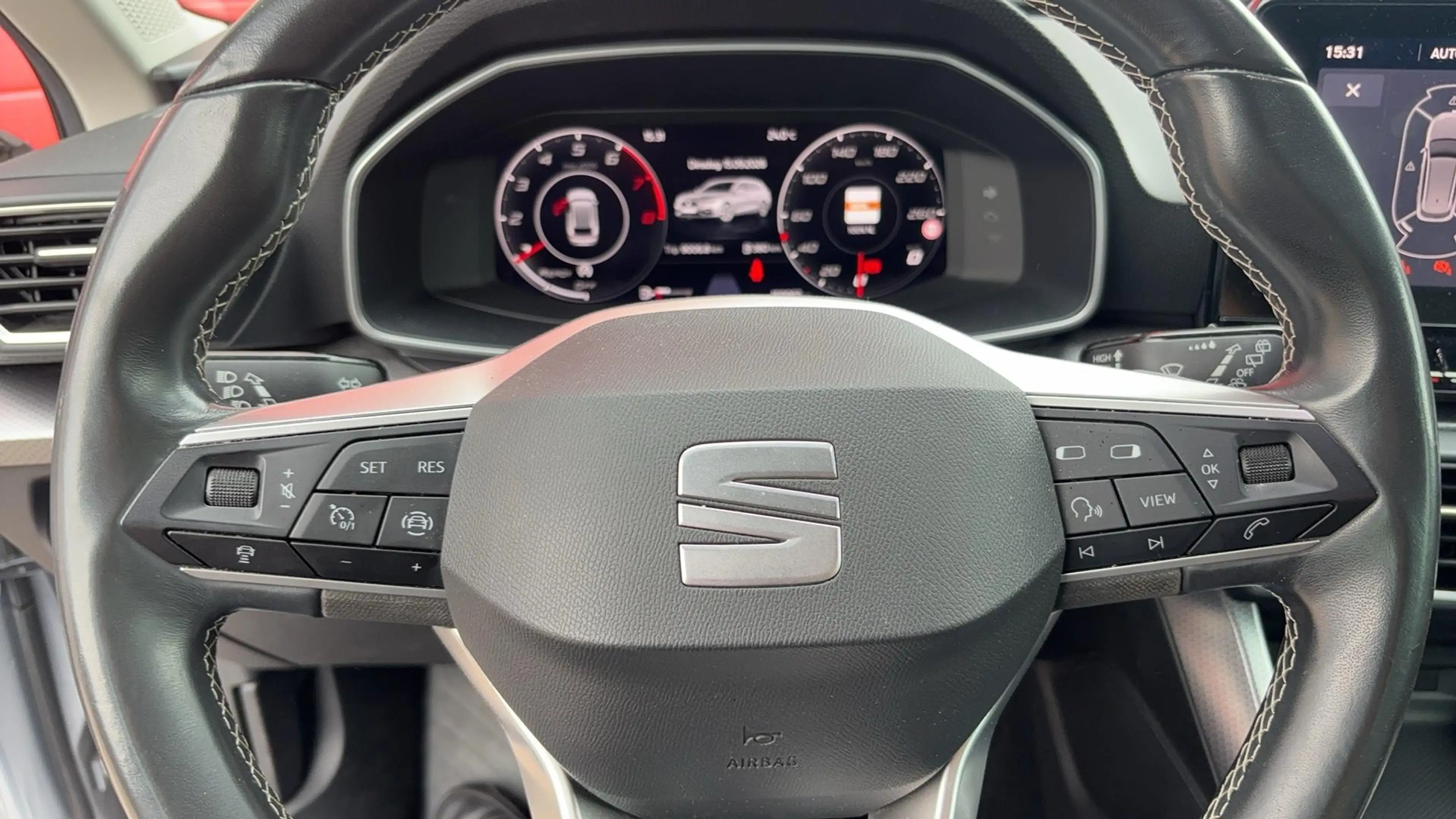 SEAT Leon Sportstourer 1.5 TSI Style Business Intense FULL L — photo 7
