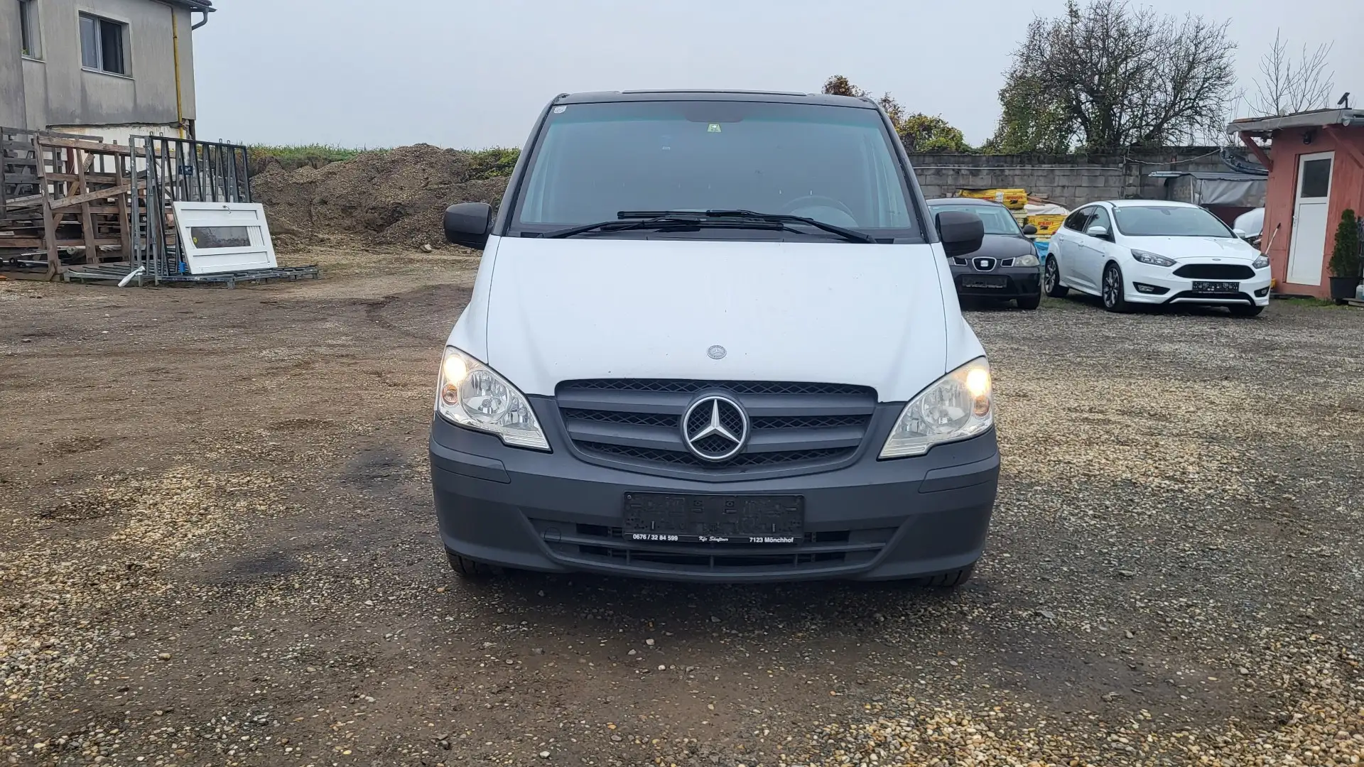 Mercedes-Benz Vito 110 CDI BlueEfficiency Crew kompakt Weiß - 1