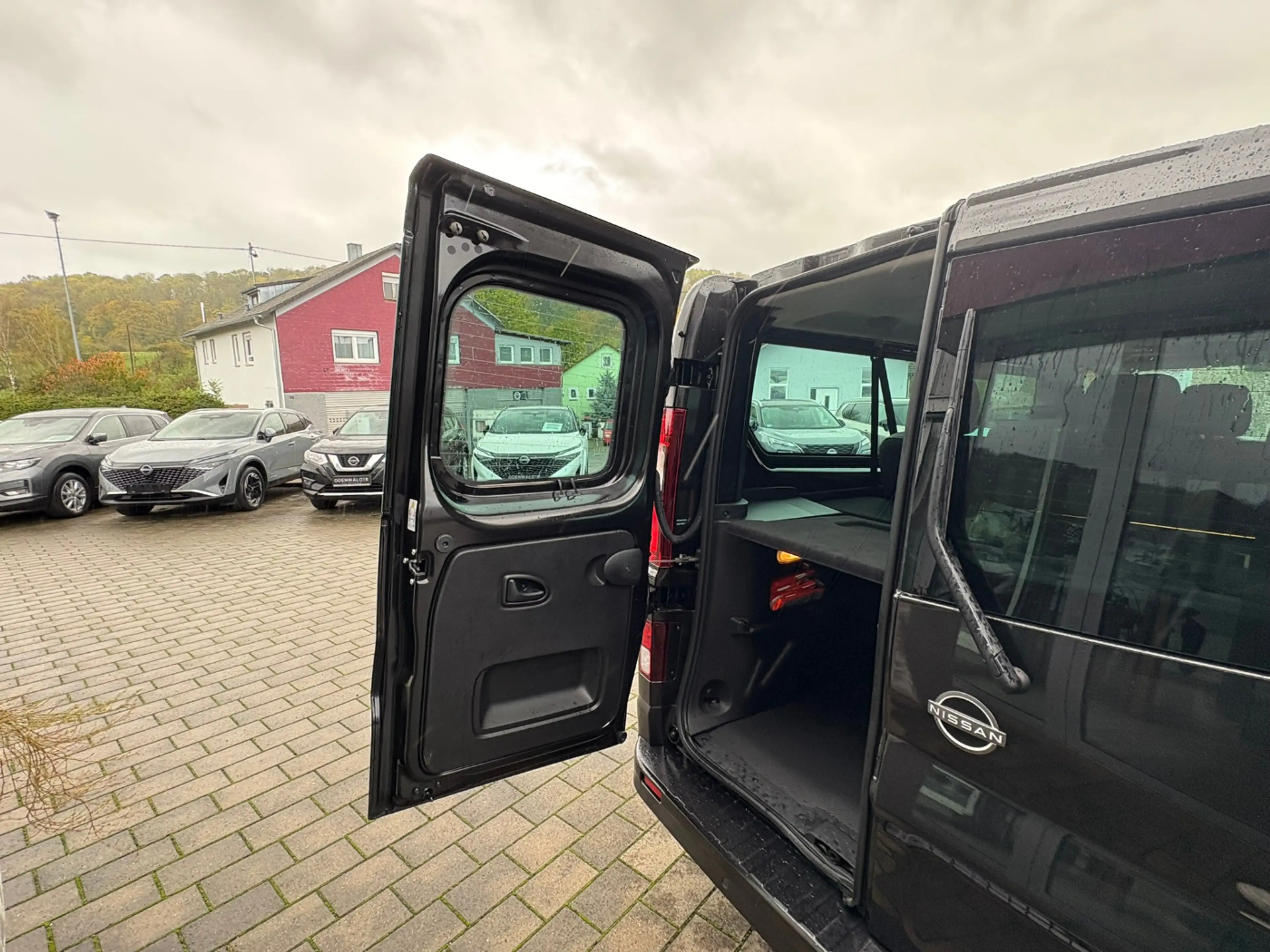Nissan Primastar Kombi L2H1 dCi 170 TK 3,0 t · ACC · LED — photo 7