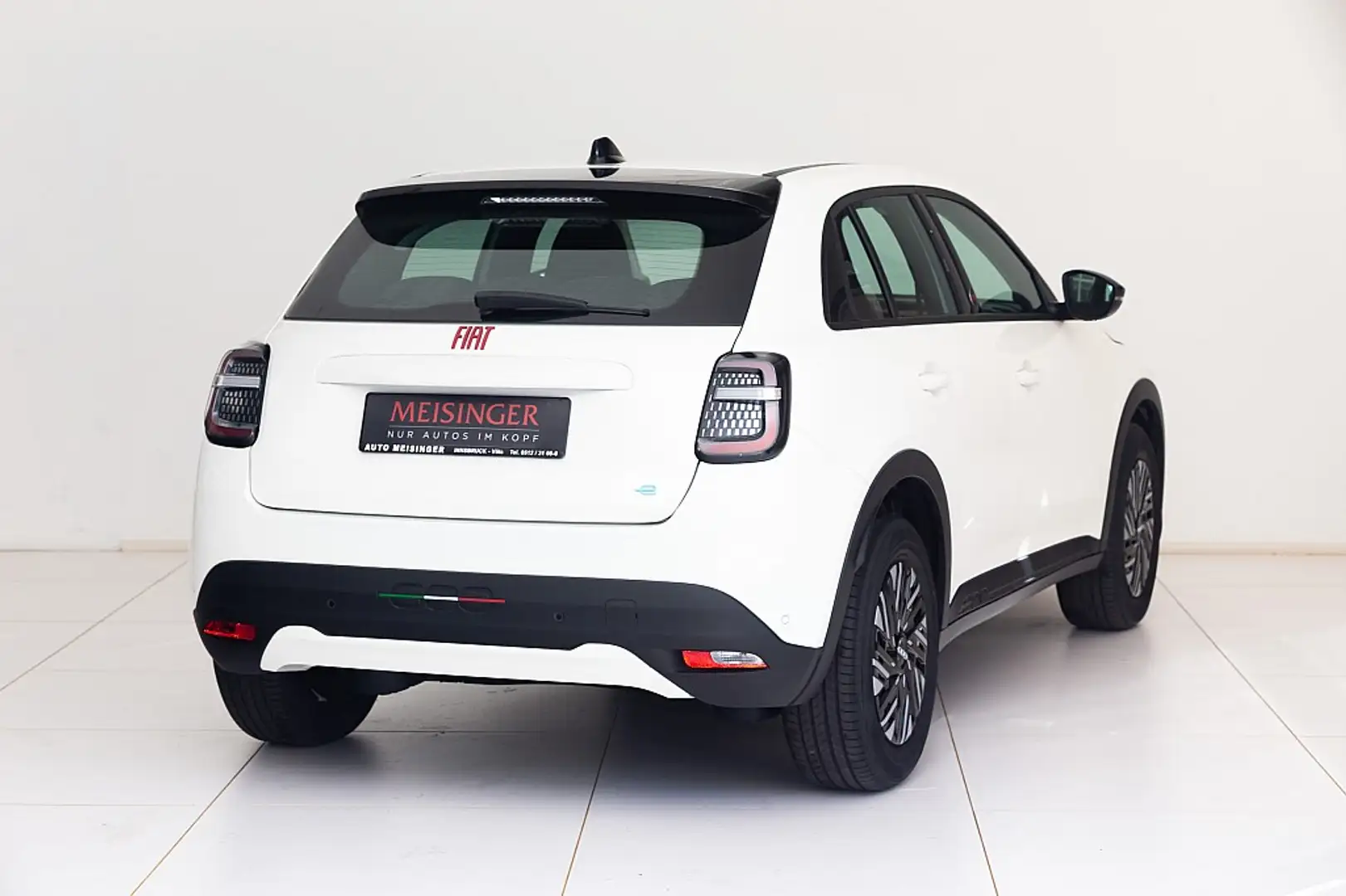 Fiat 600e 600 Elektro (RED) 54 kWh Weiß - 2