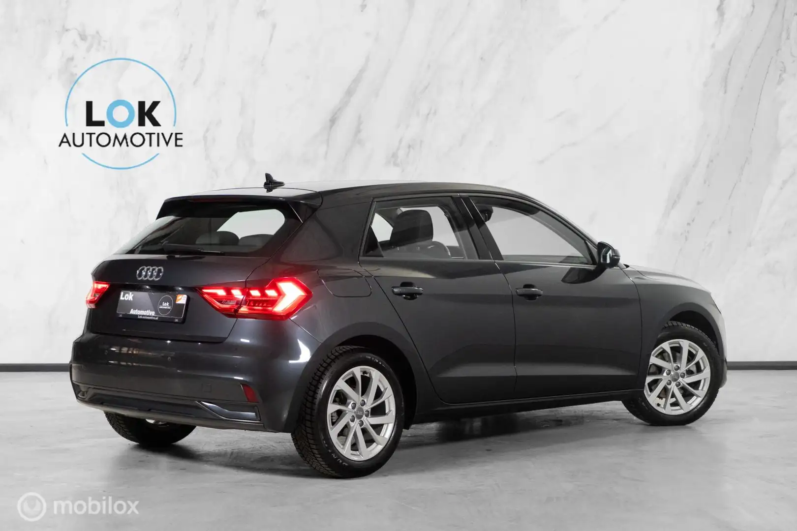 Audi A1 Sportback 30 TFSI MATRIX|LED|2SLEUTELS|AUTOMAAT Grijs - 2
