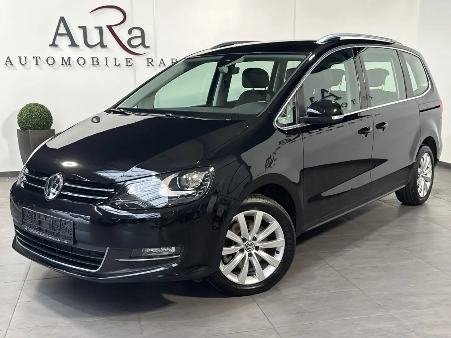 Volkswagen Sharan 2.0 TDI DSG Highline NAV+XEN+KAMERA+ACC Noir - 1
