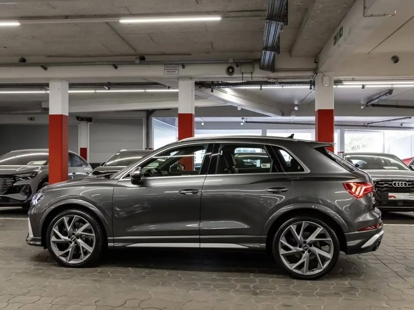Audi RS Q3 RSQ3 2.5 TFSI quattro ATTELAGE Matrix sans clé J'' Grijs - 2