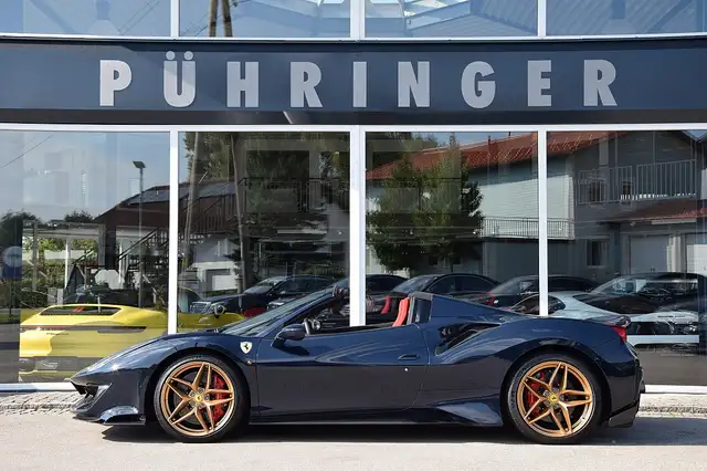 Ferrari 488 Spider Pista *Tricolore*Full Carbon*Lift*Atelier*