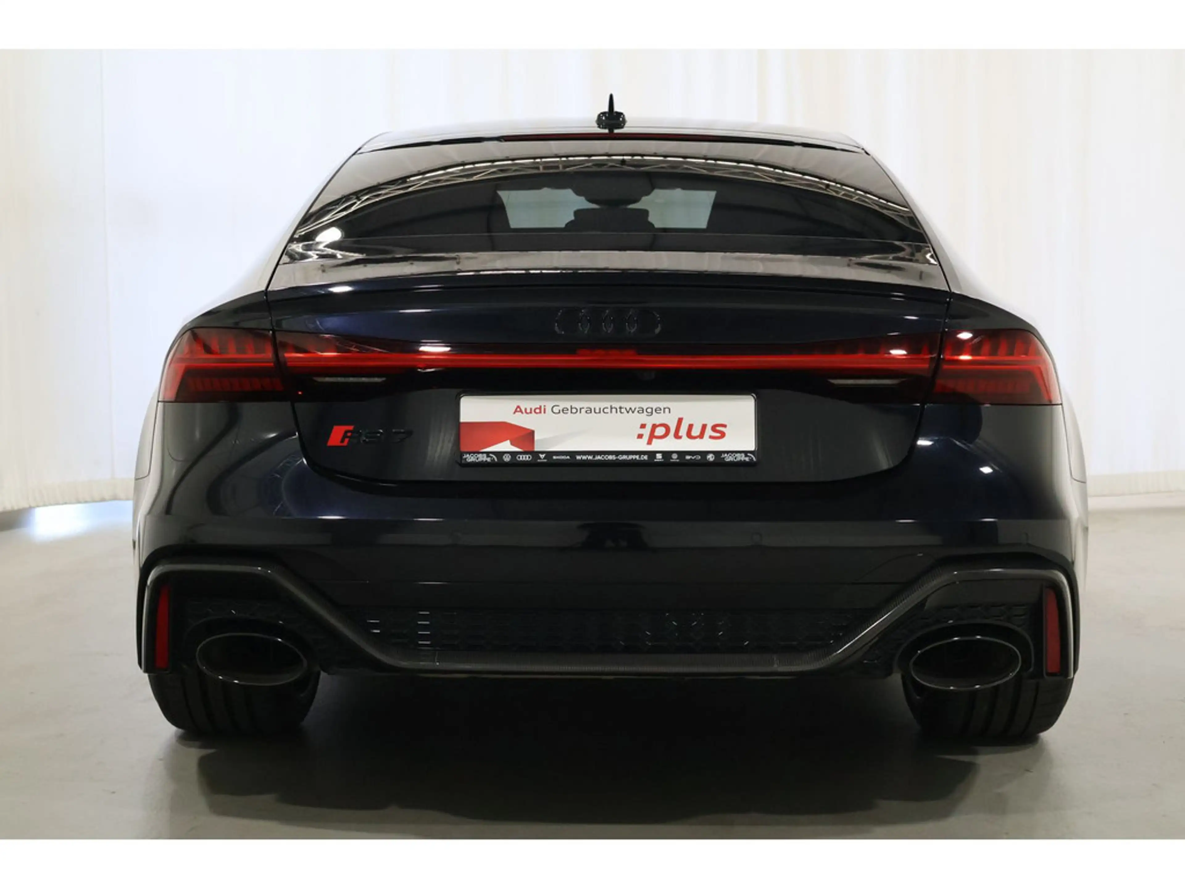 Audi RS7 — photo 4