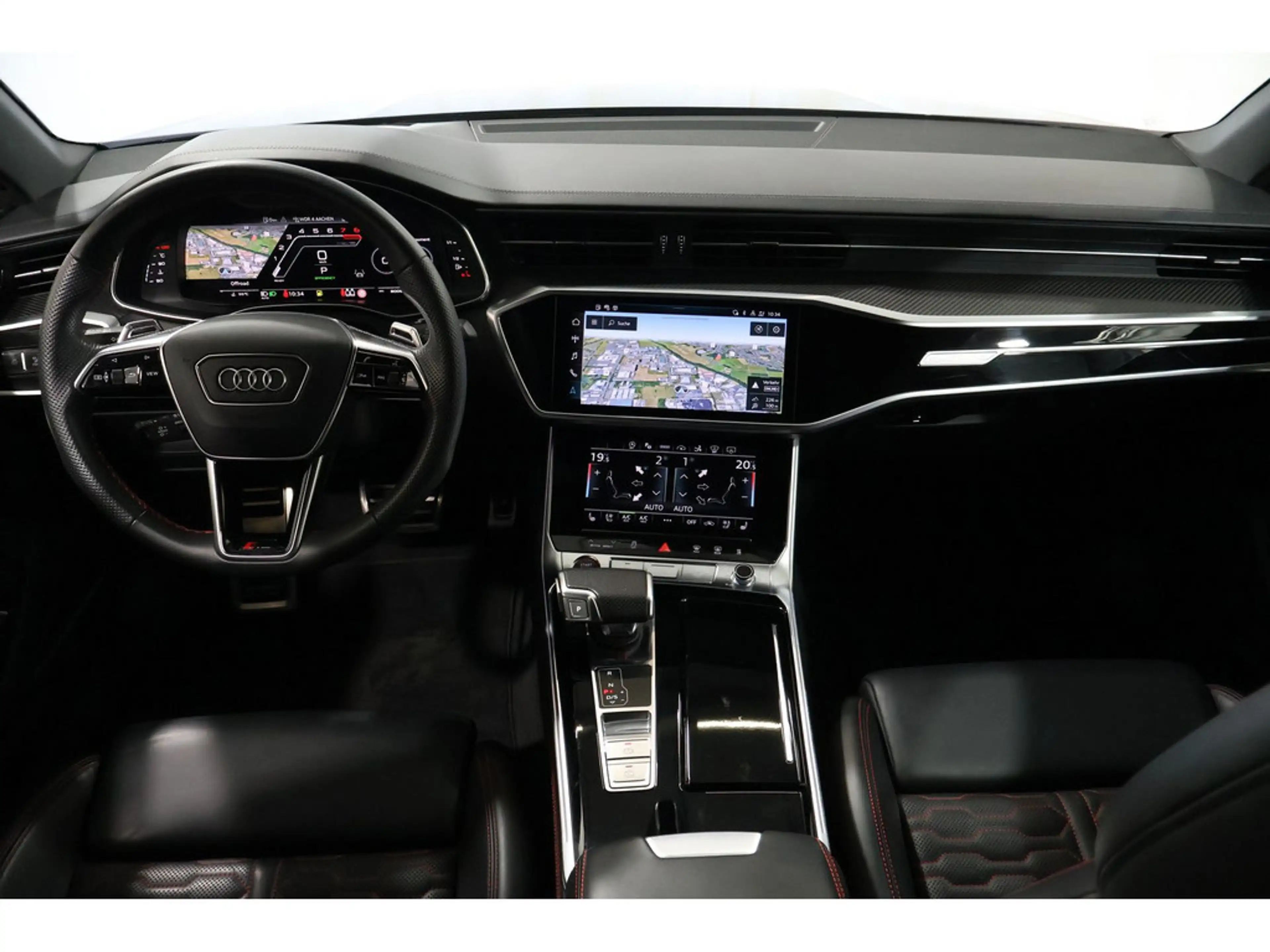 Audi RS7 — photo 8