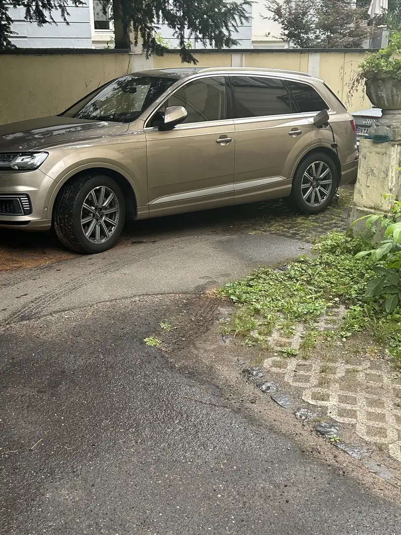 Audi Q7 3.0 TDI e-tron quattro Bej - 2