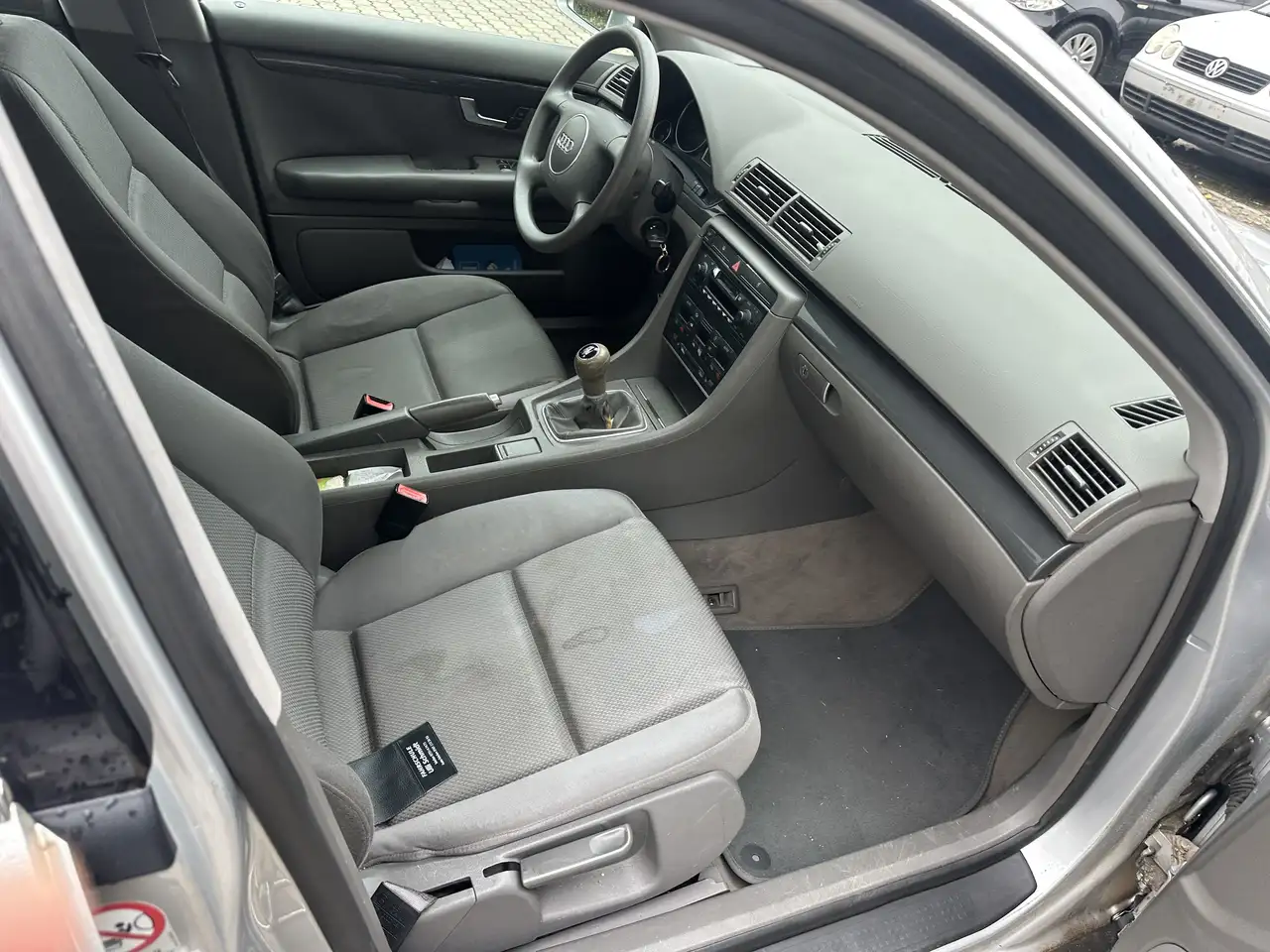Audi A4 2.0, foto 6