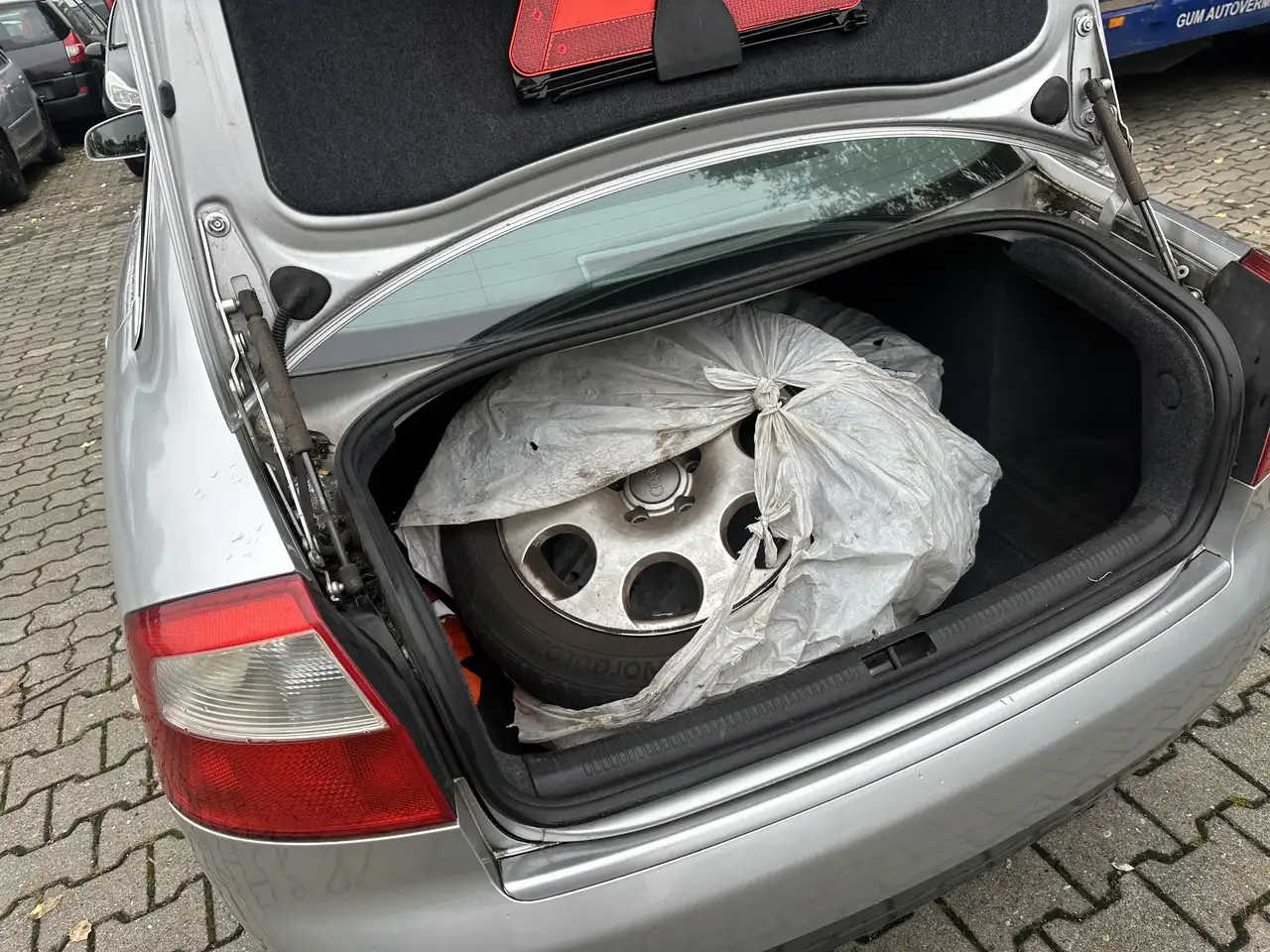Audi A4 2.0, foto 4